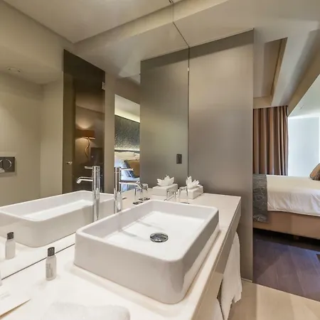 Hotel Deluxe Suites At Gardens Funchal (Madeira)