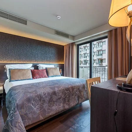 Deluxe Suites At Gardens Hotel Funchal (Madeira)